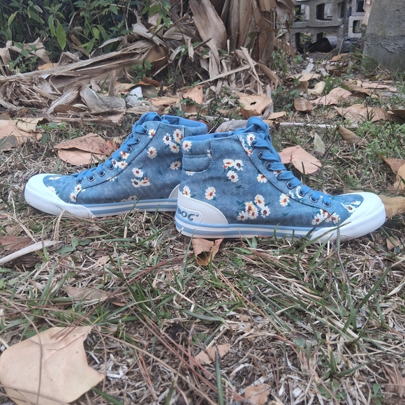 Rocket Dog Blue Floral High-Top Sneakers - Picture 4 of 6